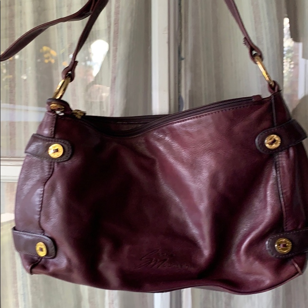 Plum leather shoulder bag